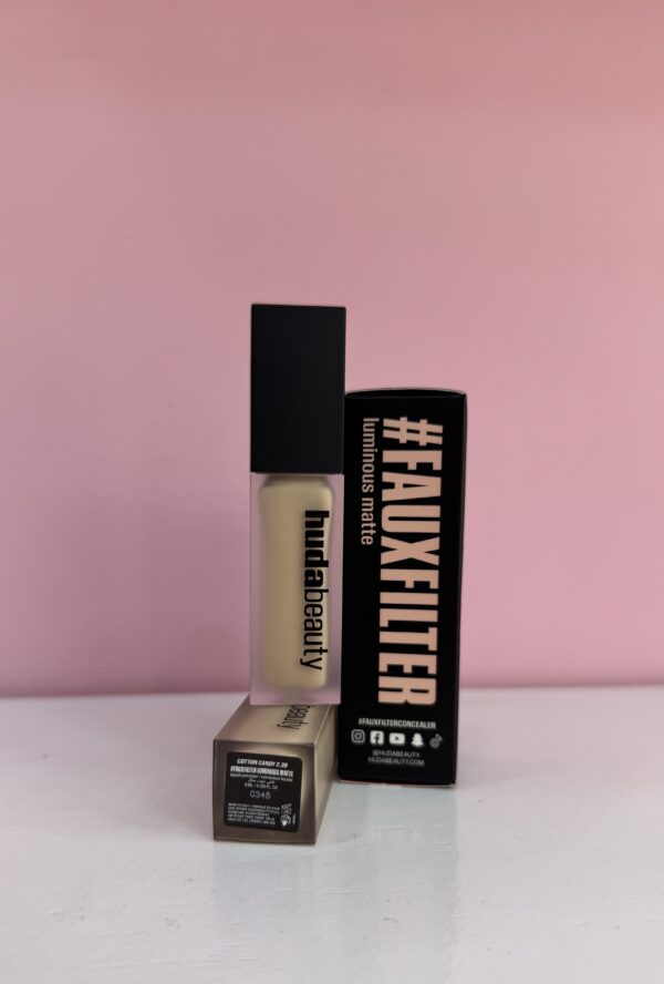 Huda Beauty Concealer - Image 2