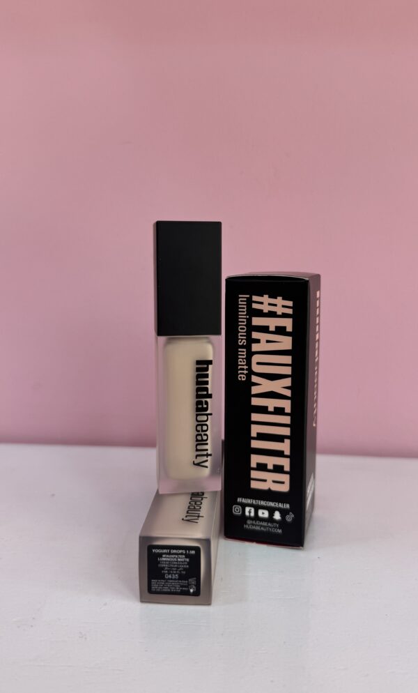 Huda Beauty Concealer - Image 5